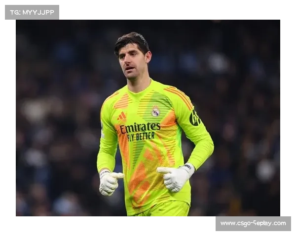 皇马门将库尔图瓦恢复训练，复出时间待定